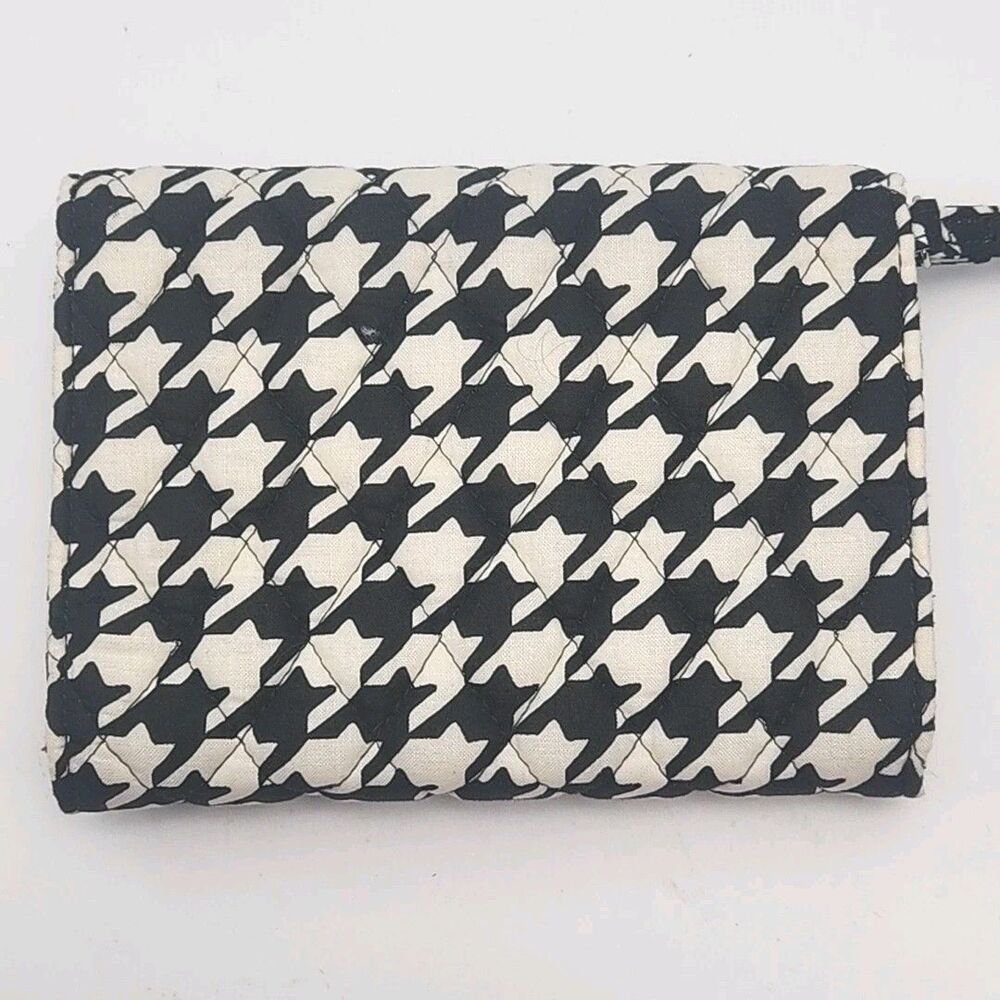 Vera Bradley Wristlet Wallet 6.25"x4.5" Black White Quilt Turn-Lock Organizer - Picture 2 of 13